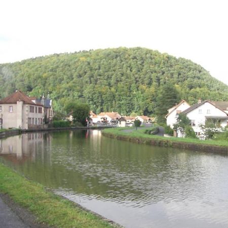 Gite Du Canal Lutzelbourg Dış mekan fotoğraf
